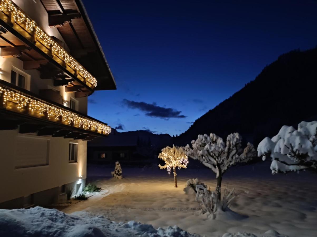 Gaestehaus Walpurga Russbach am Pass Gschütt Eksteriør bilde