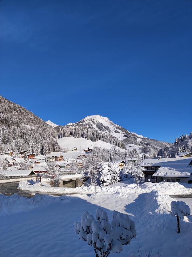 Gaestehaus Walpurga Russbach am Pass Gschütt Eksteriør bilde