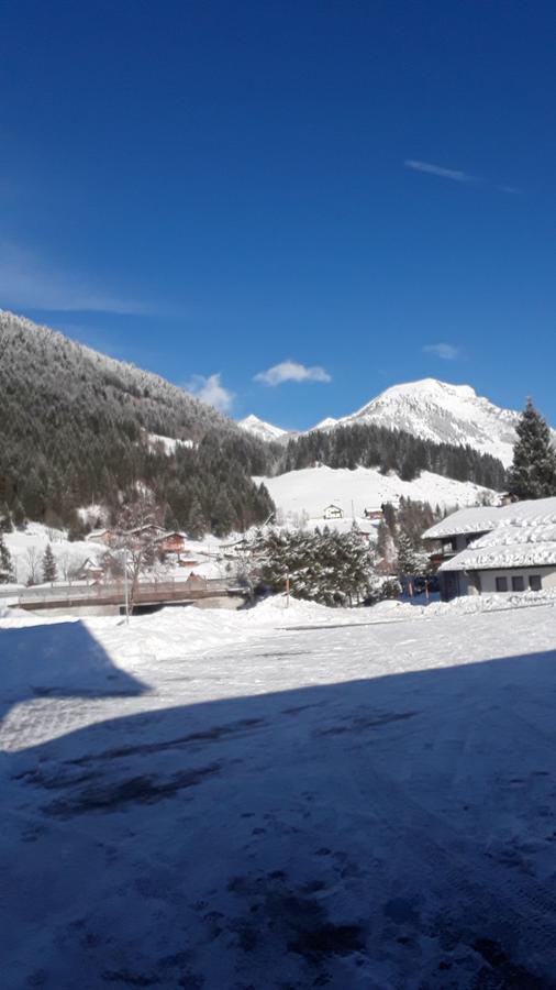 Gaestehaus Walpurga Russbach am Pass Gschütt Eksteriør bilde